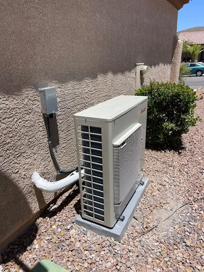 Residential air conditioning condenser unit in Cicero